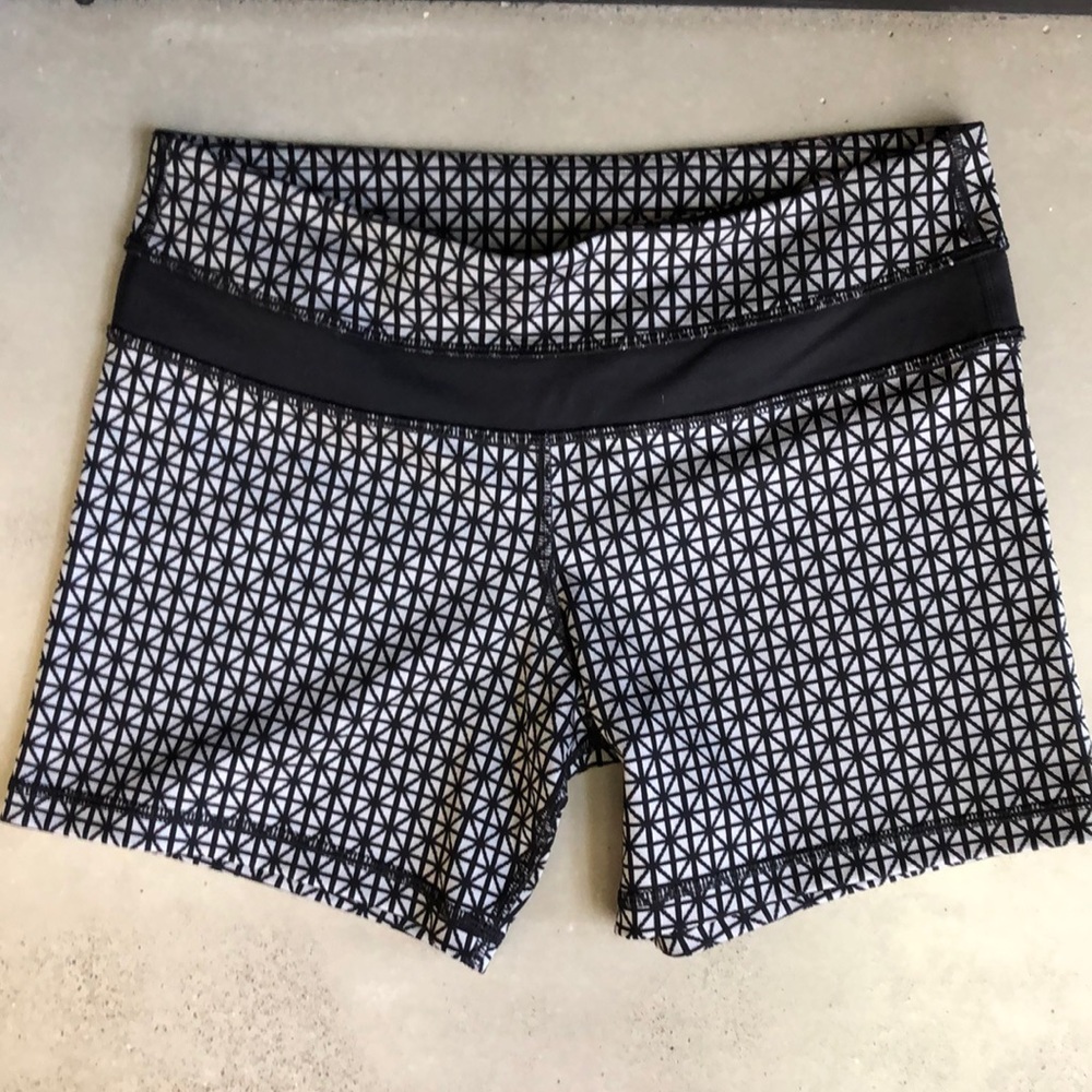 Lululemon training shorts